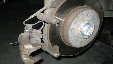 Lubricant reliability is vital to life of industrial equipment(2)